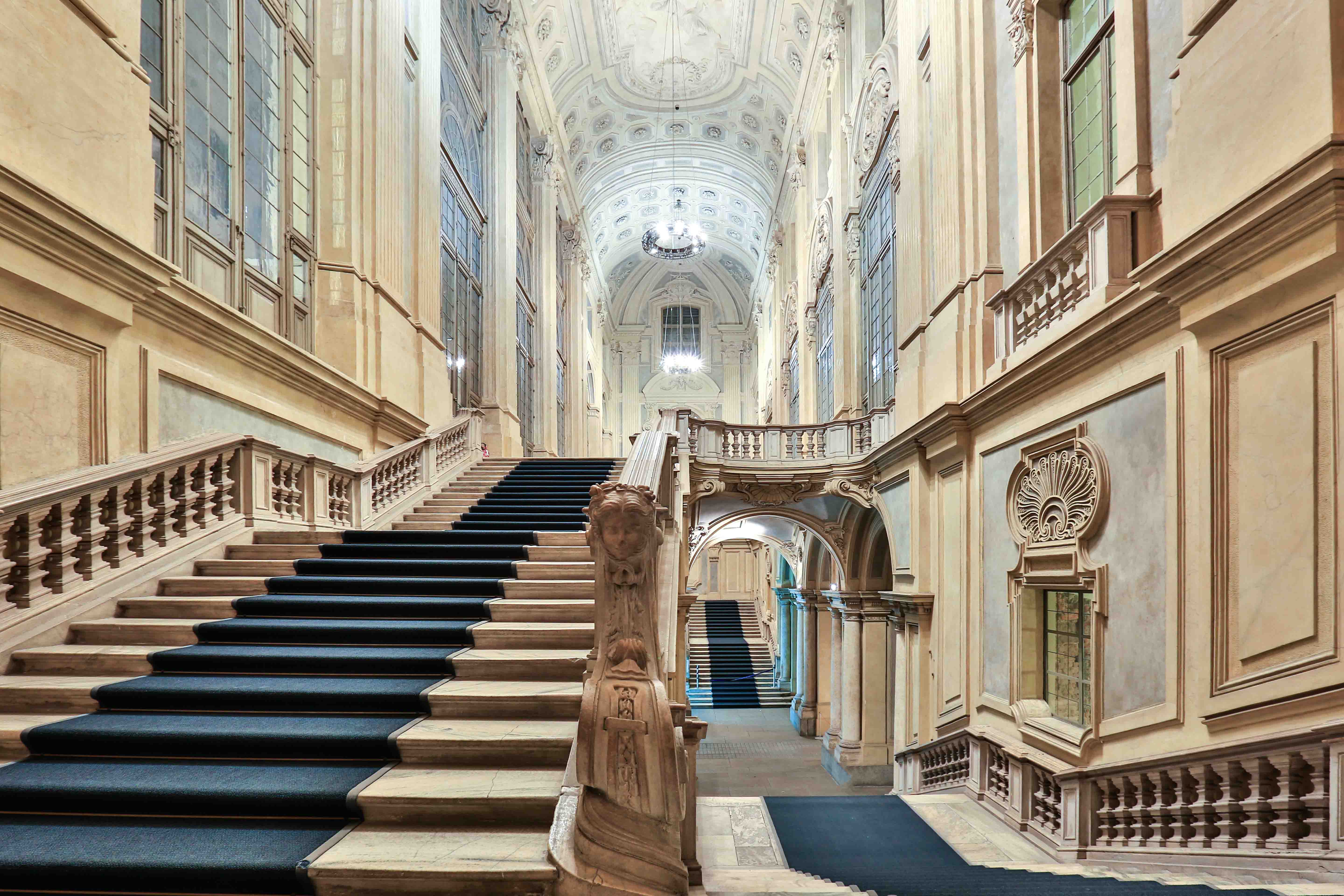 16692982008260252_PALAZZO-MADAMA-TORINO-SOMEWHERETOUR (2).jpg